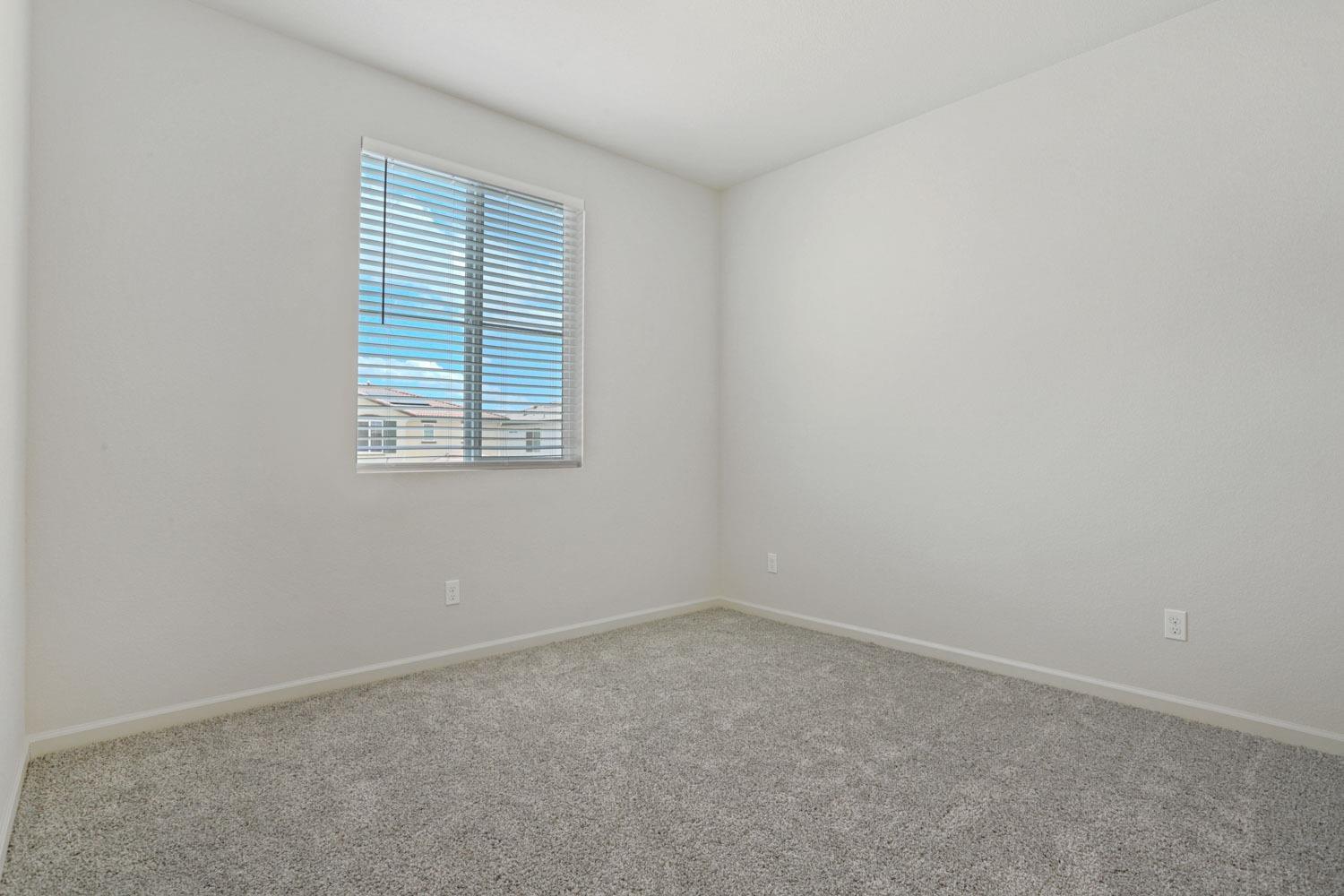 1863 Lateral Ave, Manteca, CA 95337