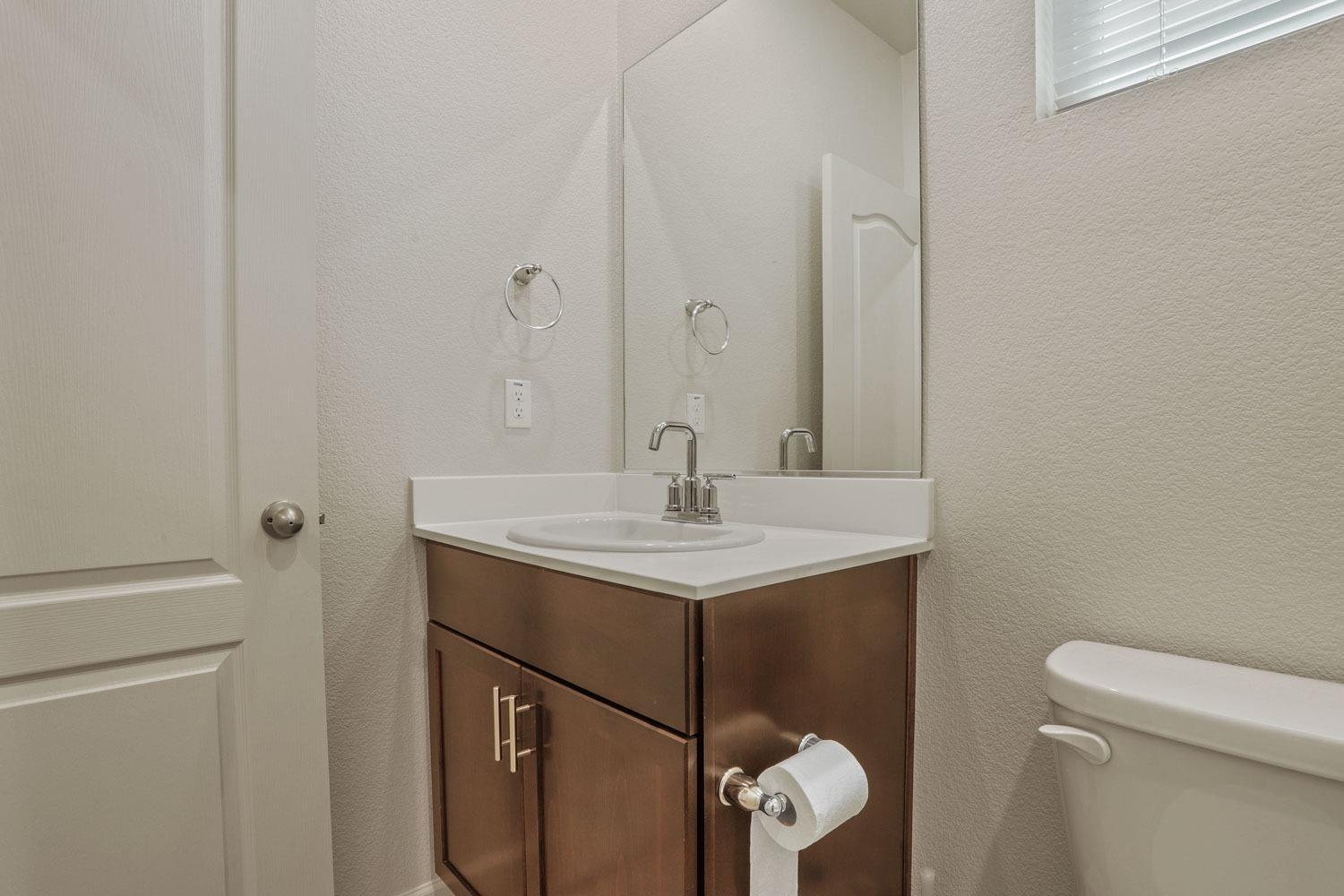 1863 Lateral Ave, Manteca, CA 95337
