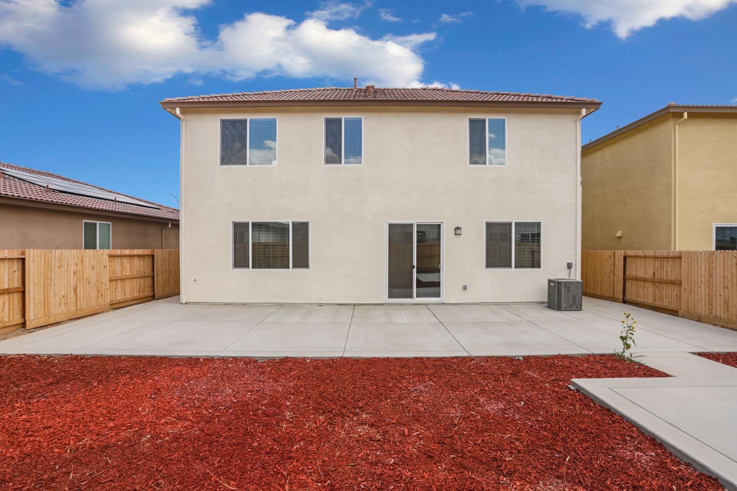1863 Lateral Ave, Manteca, CA 95337