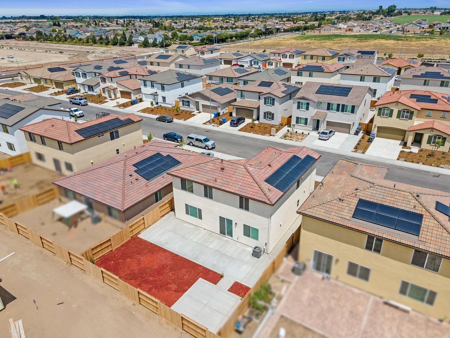 1863 Lateral Ave, Manteca, CA 95337