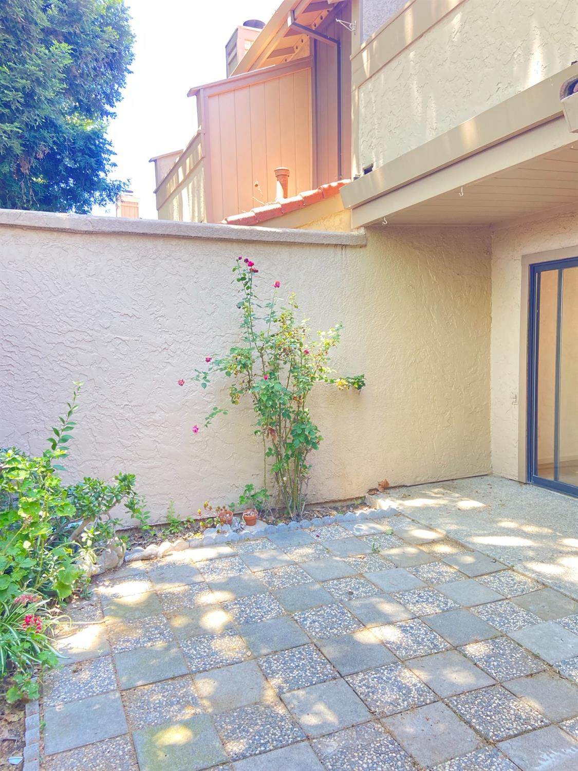 4045 Dale Rd #C, Modesto, CA 95356