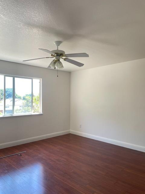 526 Eleni Ln, Manteca, CA 95336