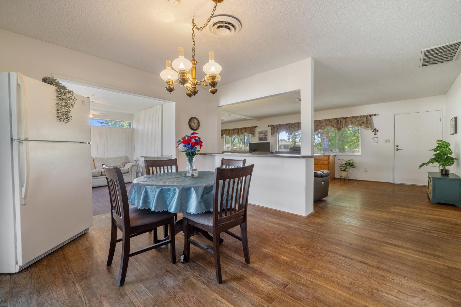 2700 Macdougal St #1, Modesto, CA 95350