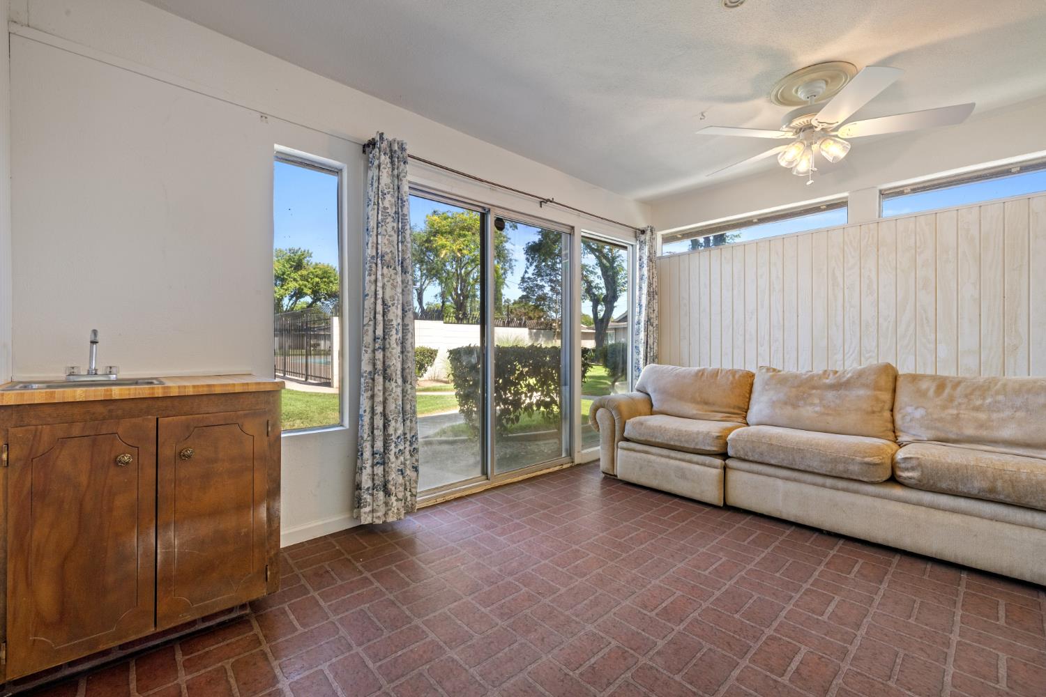 2700 Macdougal St #1, Modesto, CA 95350