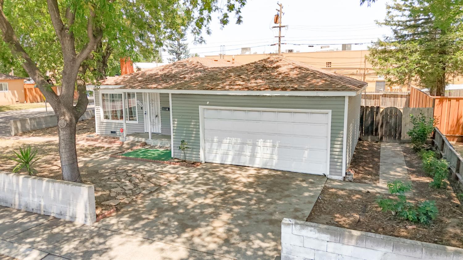 1938 Chelsea, Modesto, CA 95350