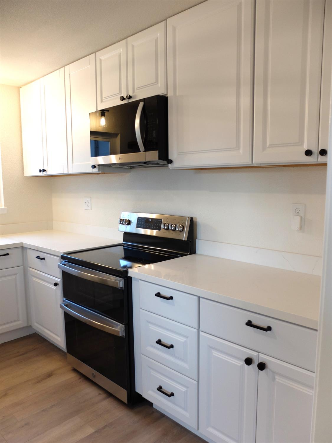 1822 Joaquin St, Modesto, CA 95350