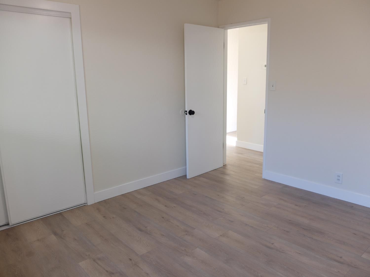 1822 Joaquin St, Modesto, CA 95350
