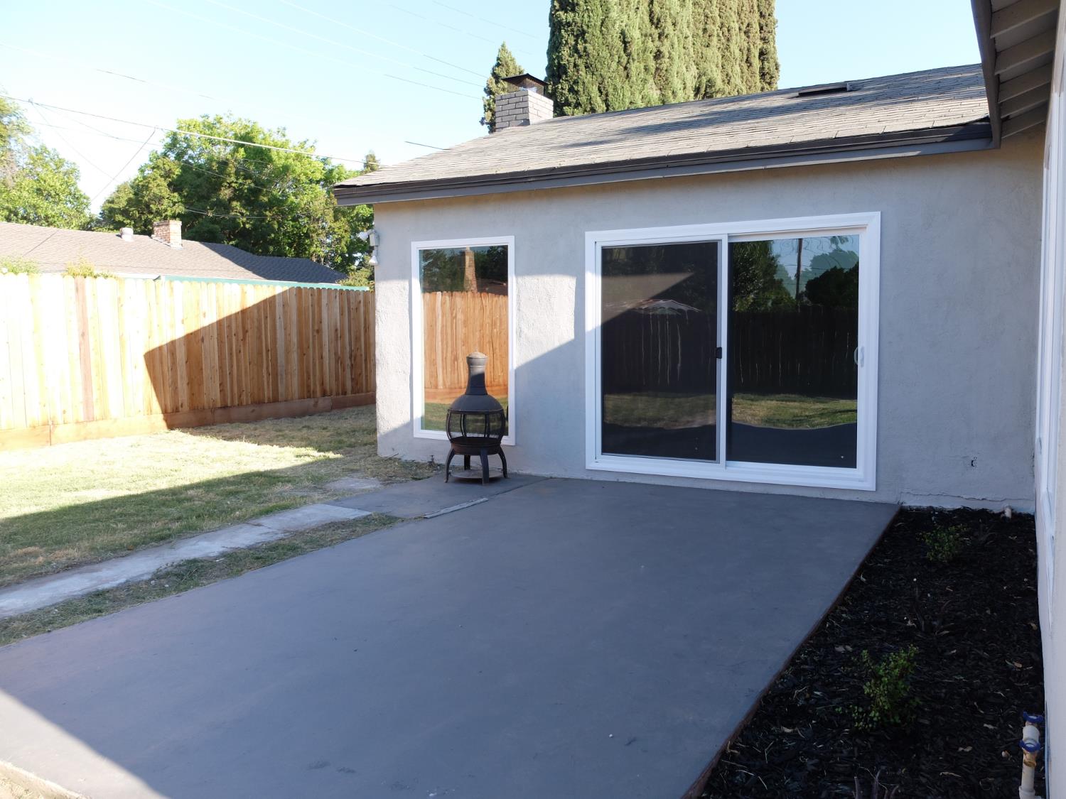 1822 Joaquin St, Modesto, CA 95350