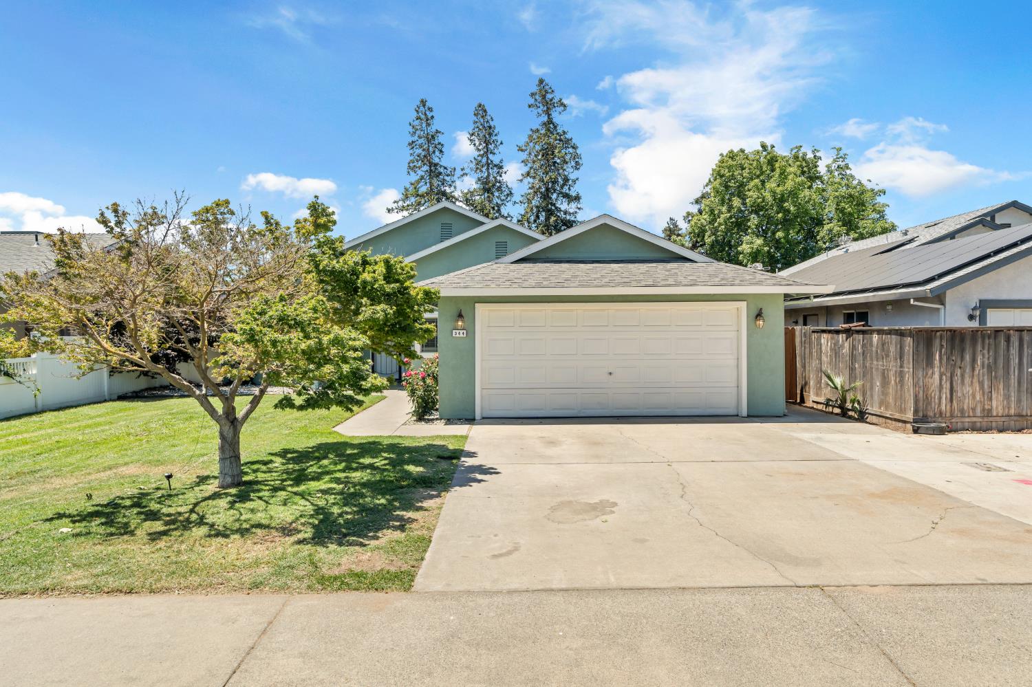344 Ventanas Ave, Oakdale, CA 95361