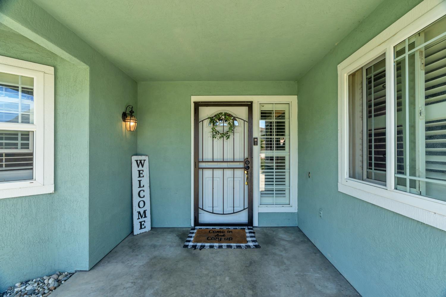 344 Ventanas Ave, Oakdale, CA 95361