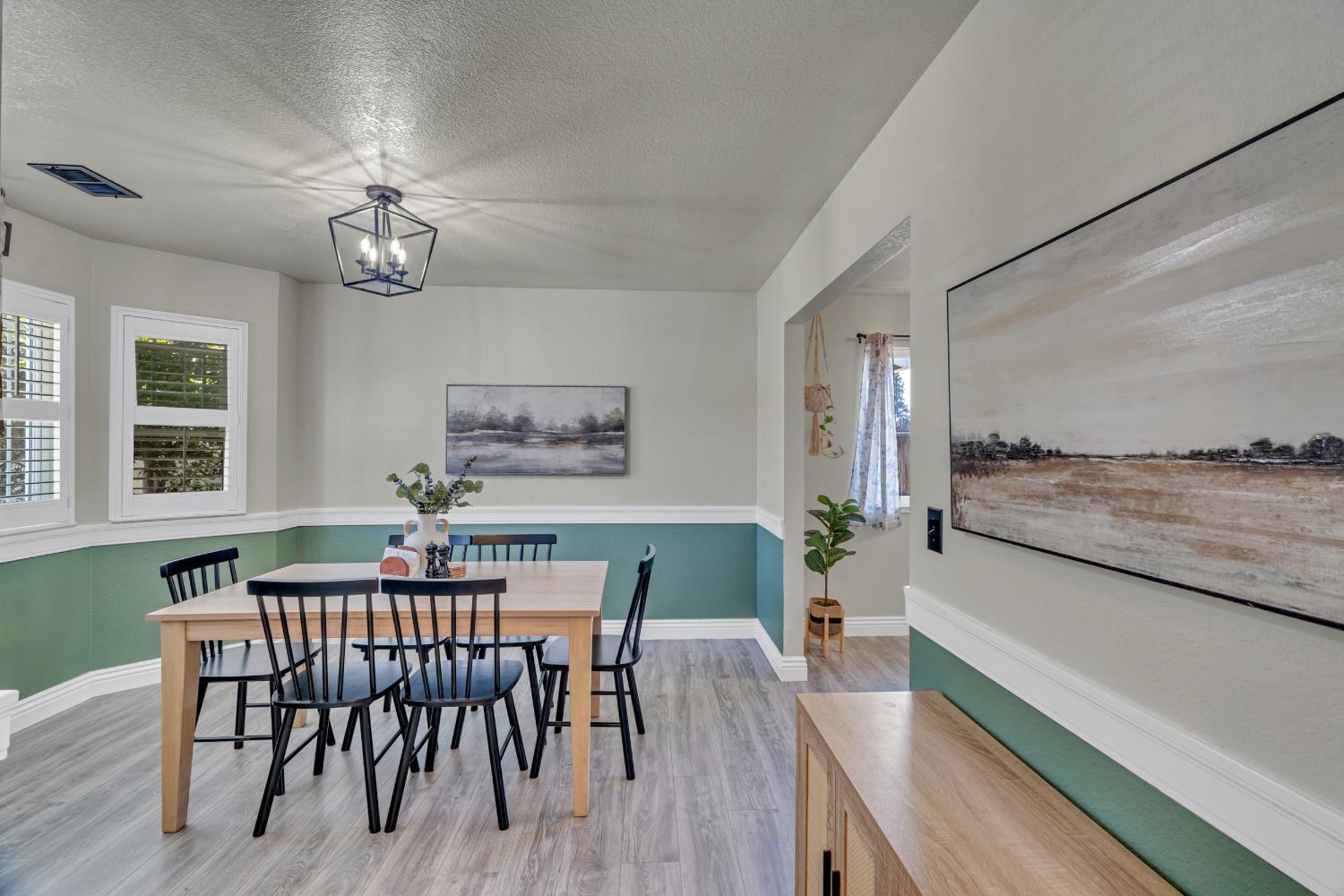 344 Ventanas Ave, Oakdale, CA 95361