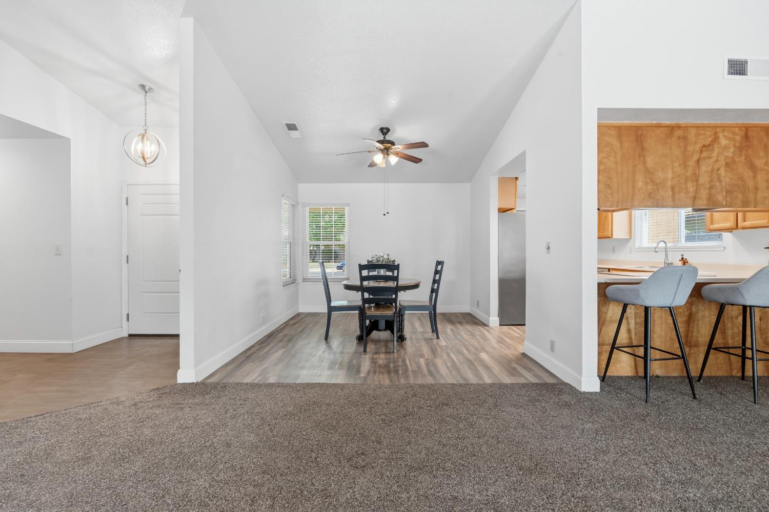 301 Goldrun Dr, Modesto, CA 95354