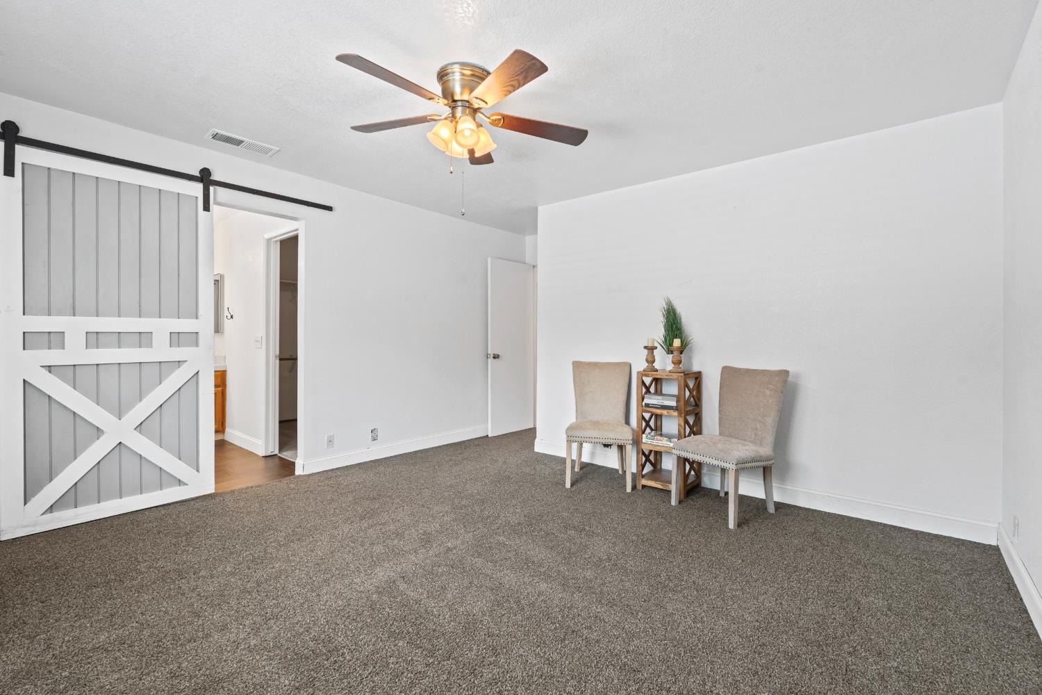 301 Goldrun Dr, Modesto, CA 95354
