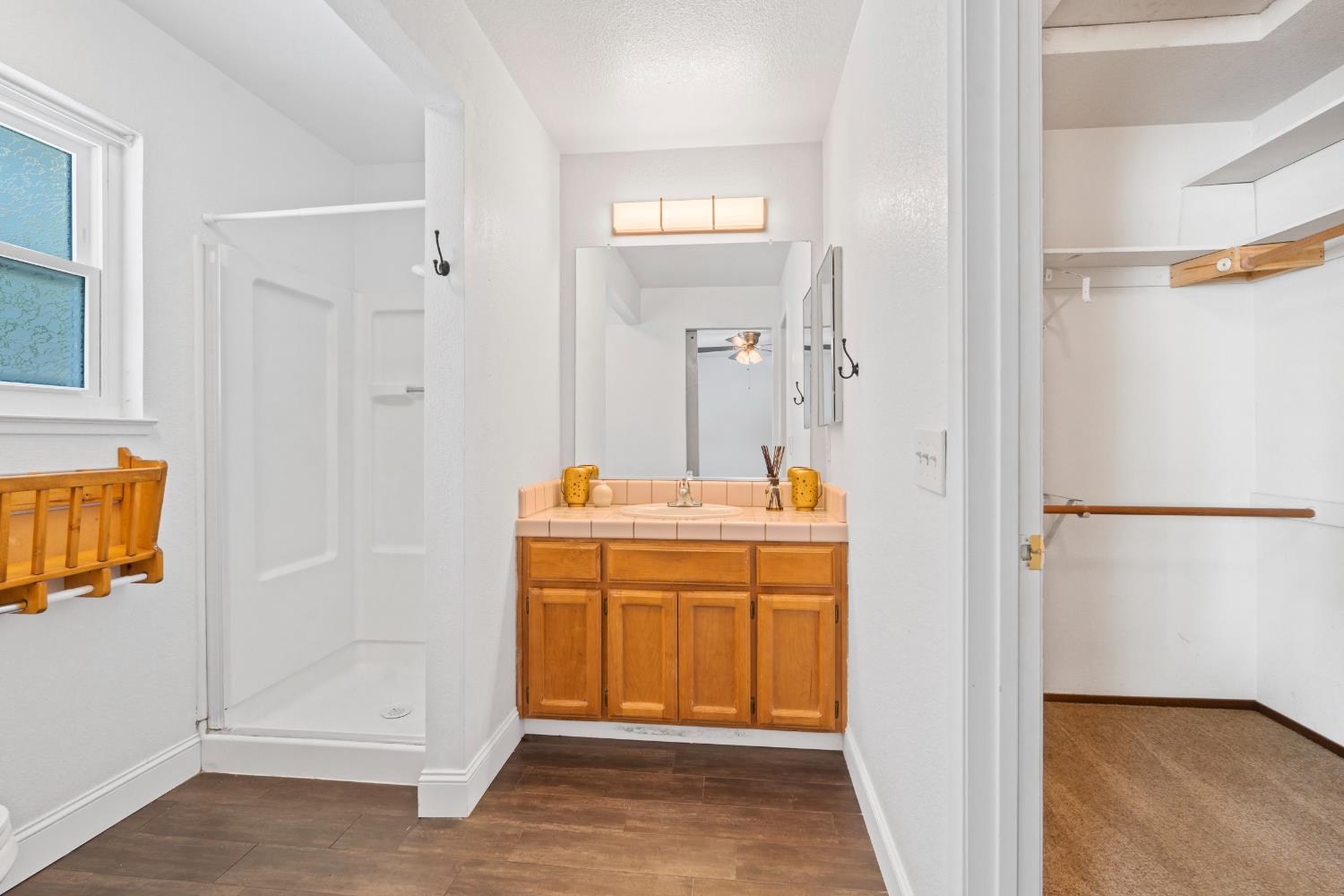 301 Goldrun Dr, Modesto, CA 95354