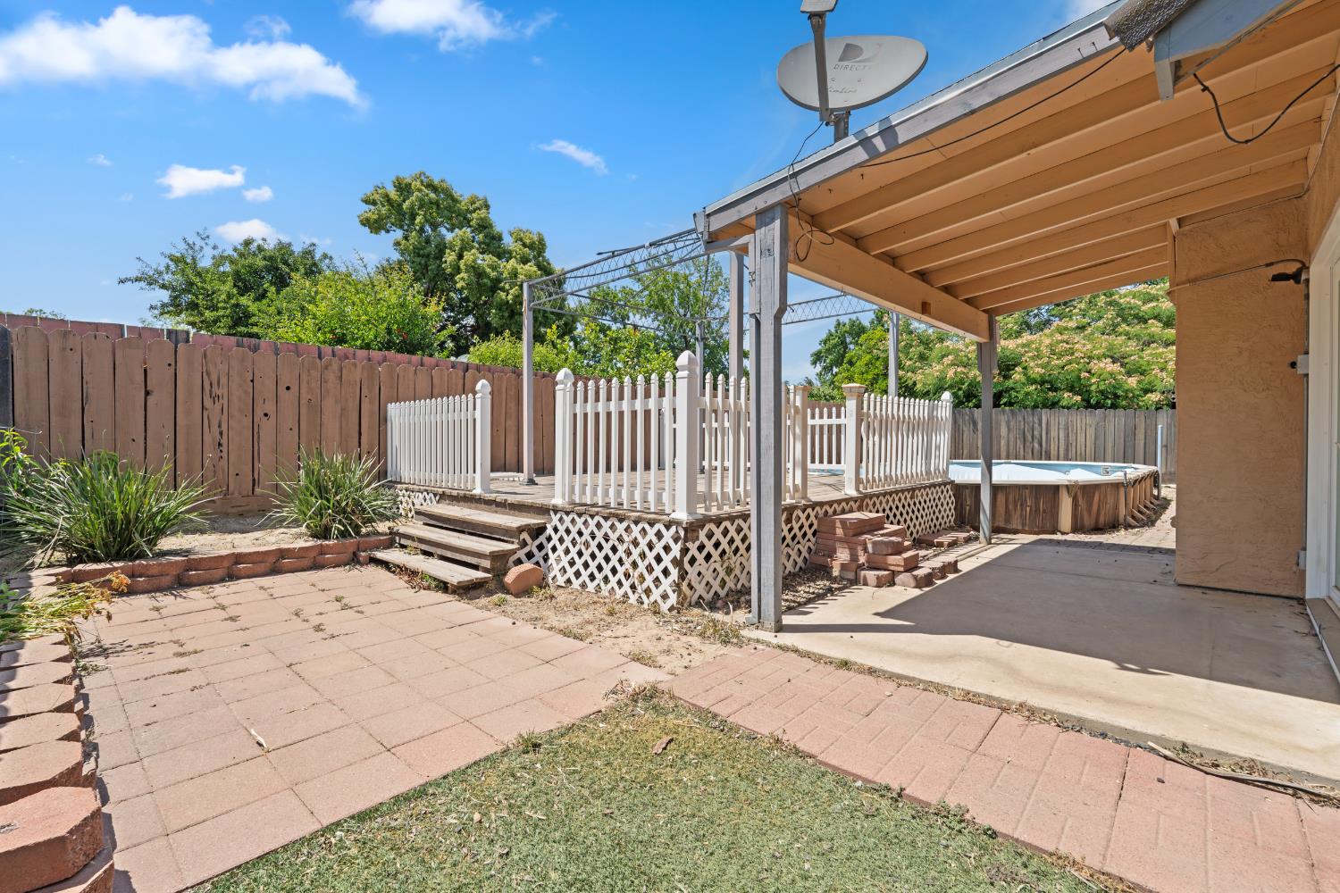 301 Goldrun Dr, Modesto, CA 95354