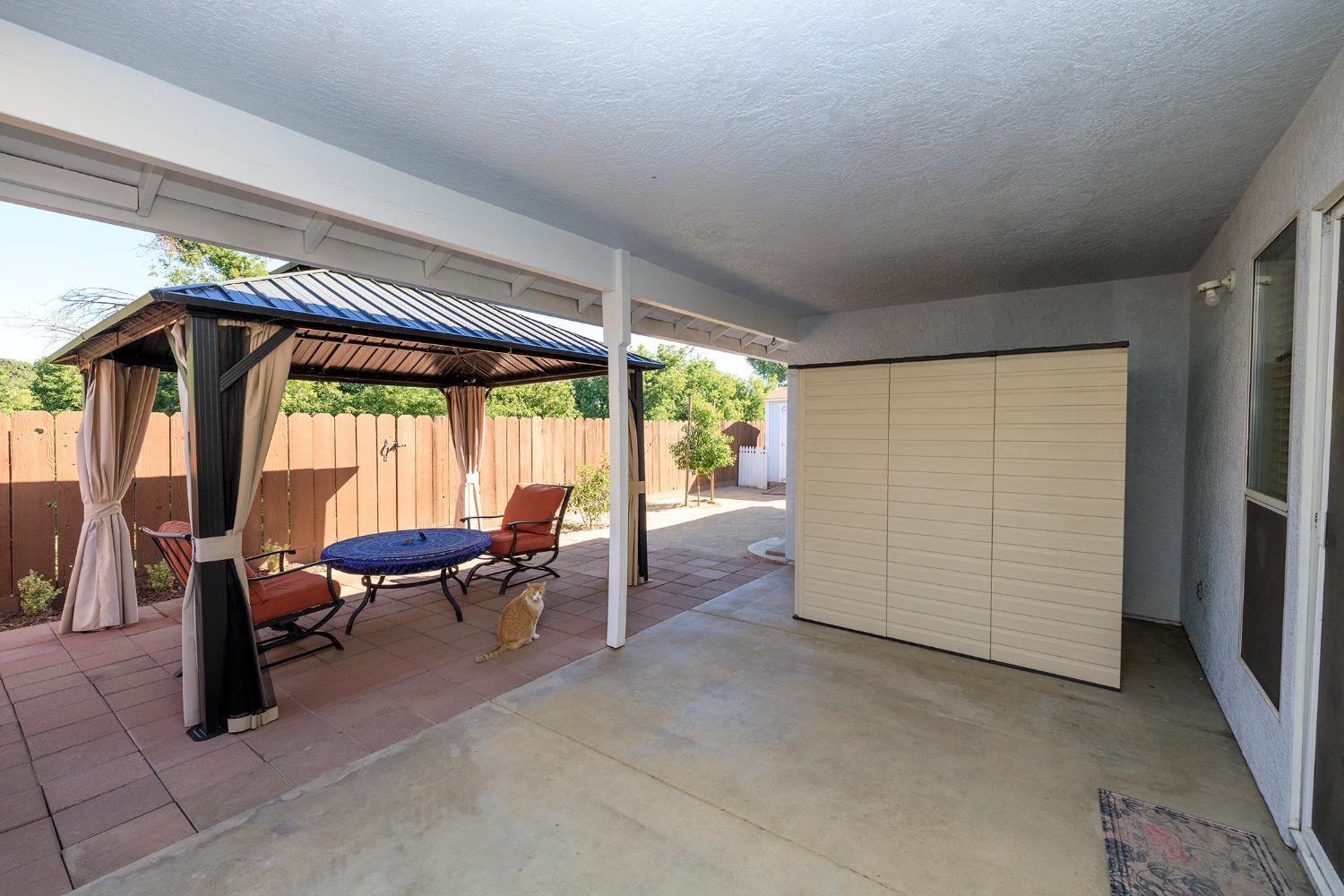 1201 Crater Ave, Modesto, CA 95351