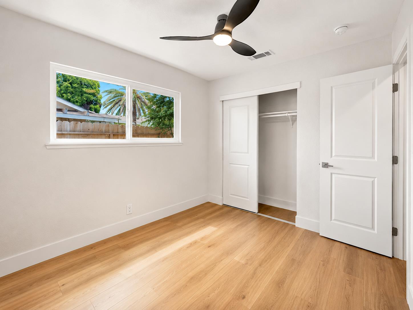 205 Oakhurst Ct, Merced, CA 95340