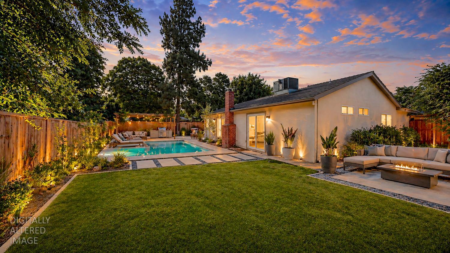205 Oakhurst Ct, Merced, CA 95340