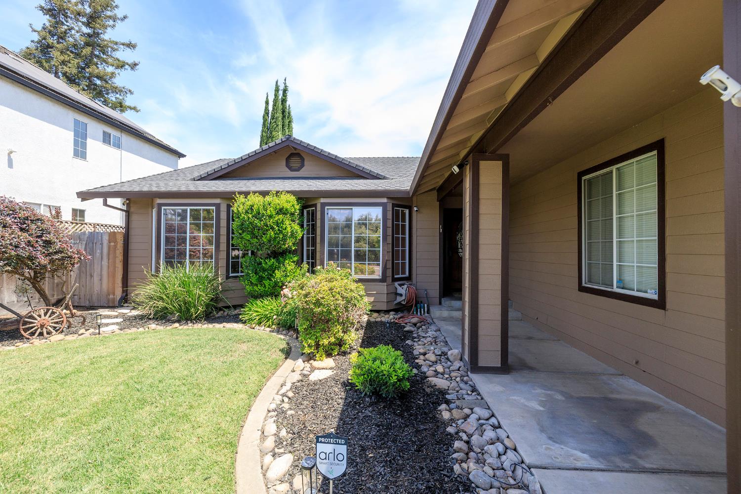 1748 Brennan Ave, Escalon, CA 95320