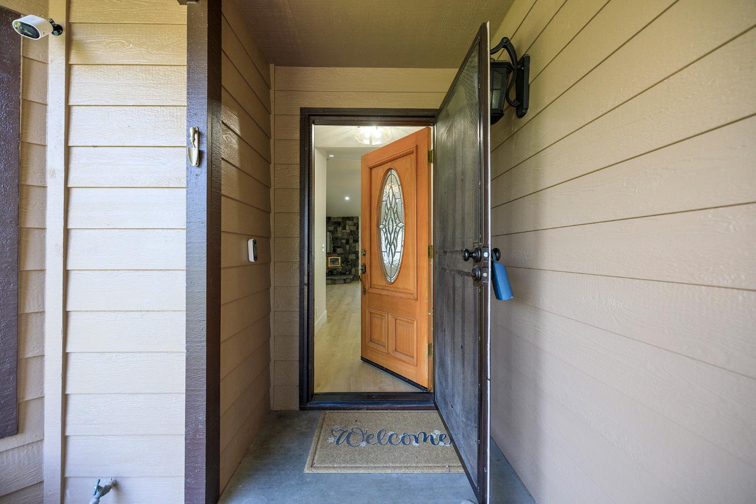 1748 Brennan Ave, Escalon, CA 95320