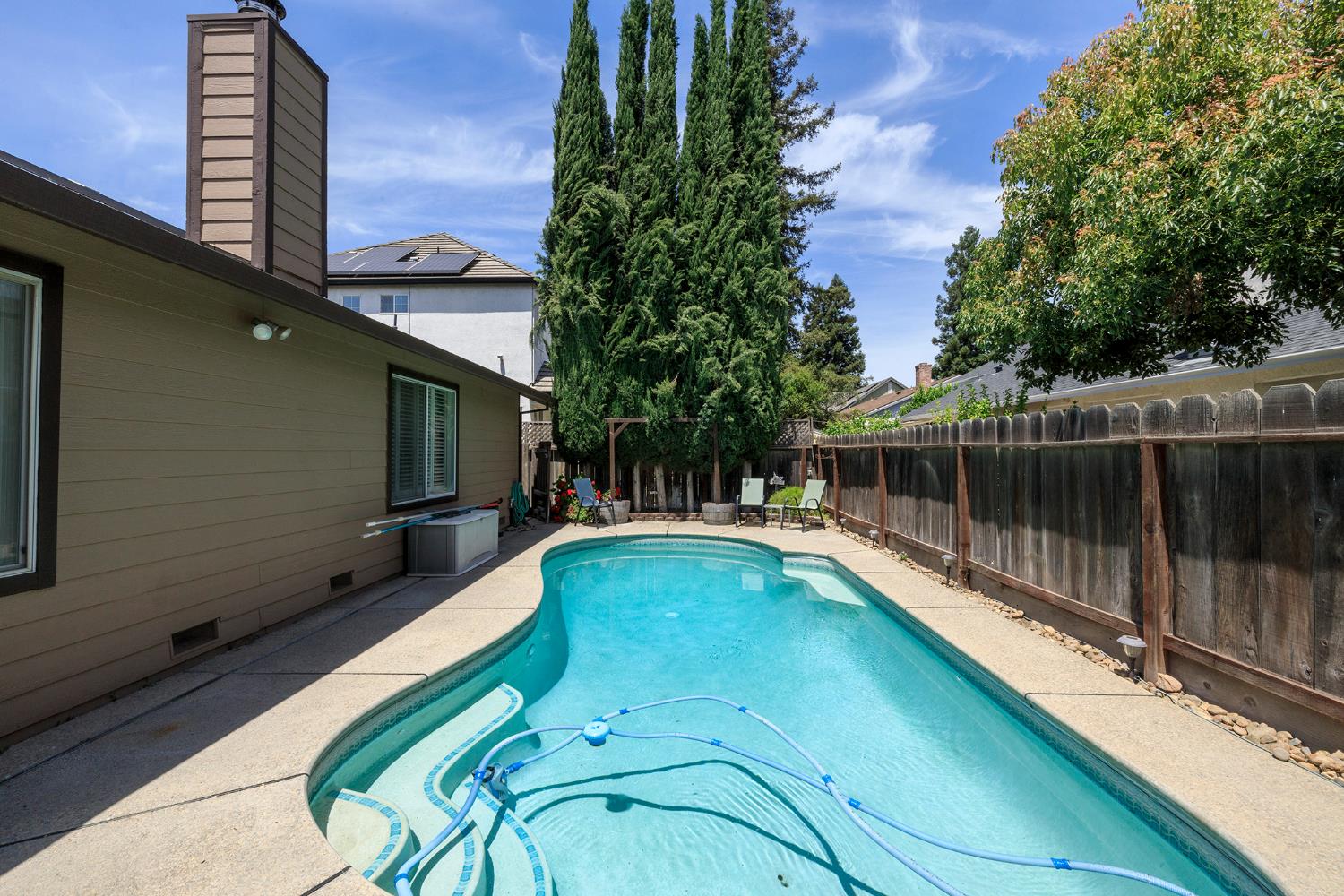 1748 Brennan Ave, Escalon, CA 95320