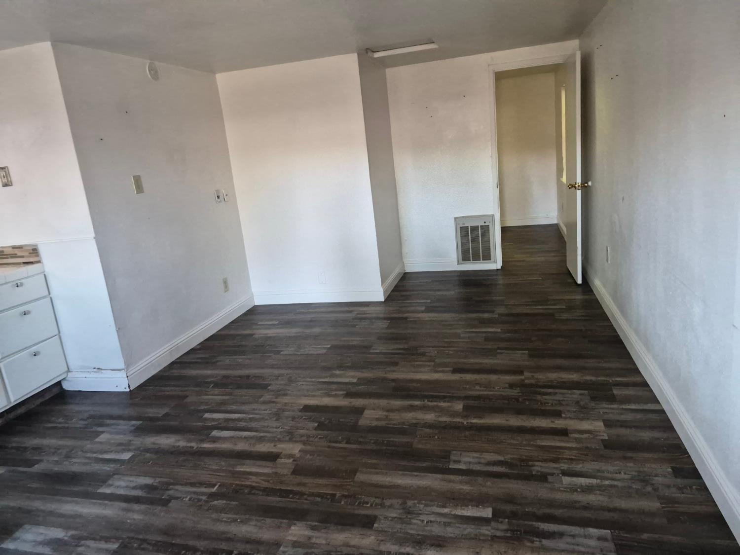 204 College Ave, Modesto, CA 95359
