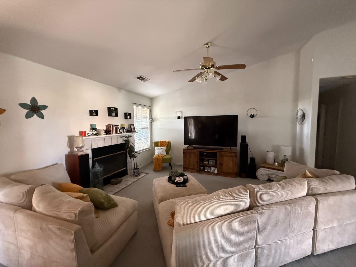 13568 Vallarta Ave, Santa Nella, CA 95322