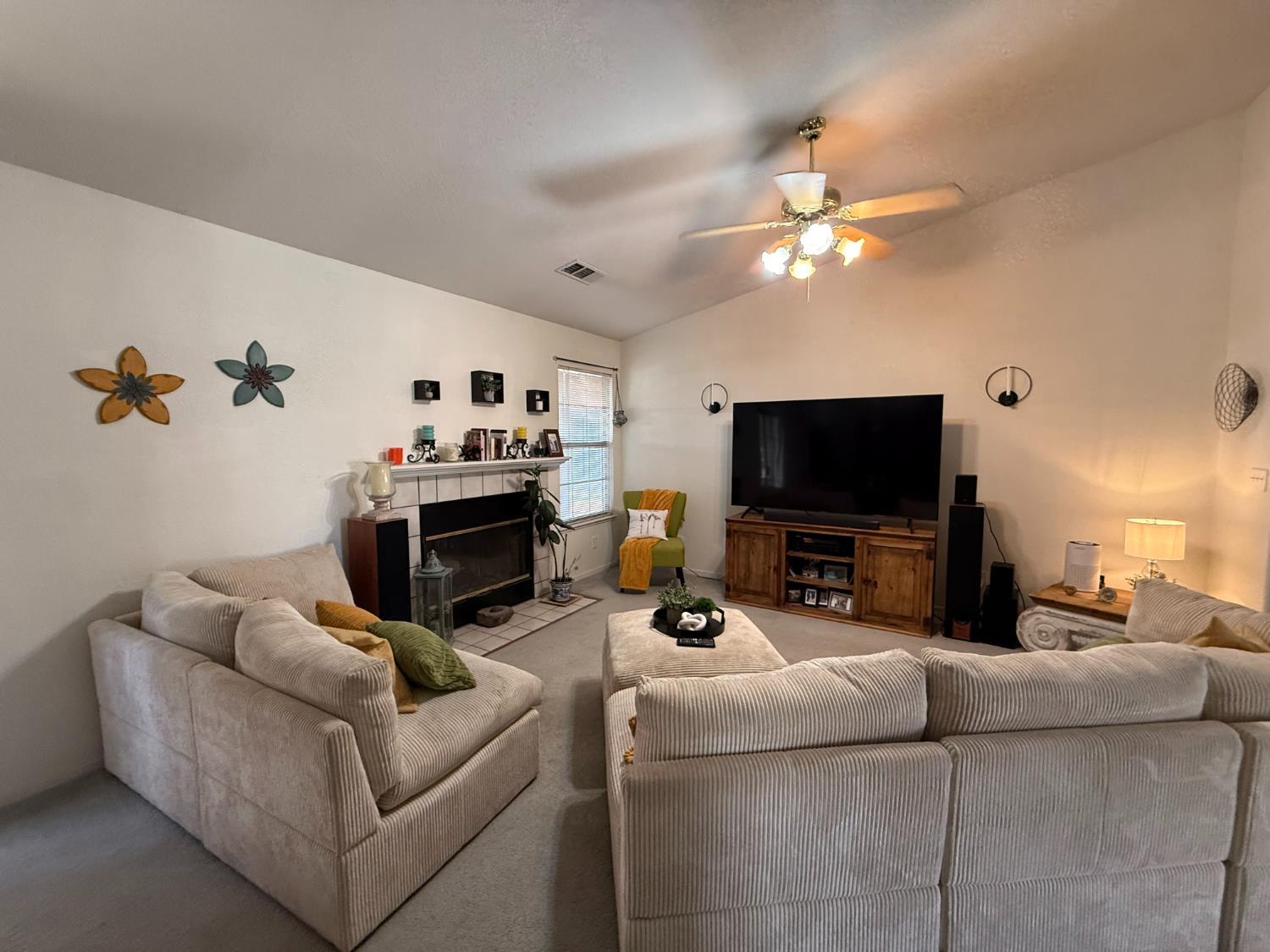 13568 Vallarta Ave, Santa Nella, CA 95322