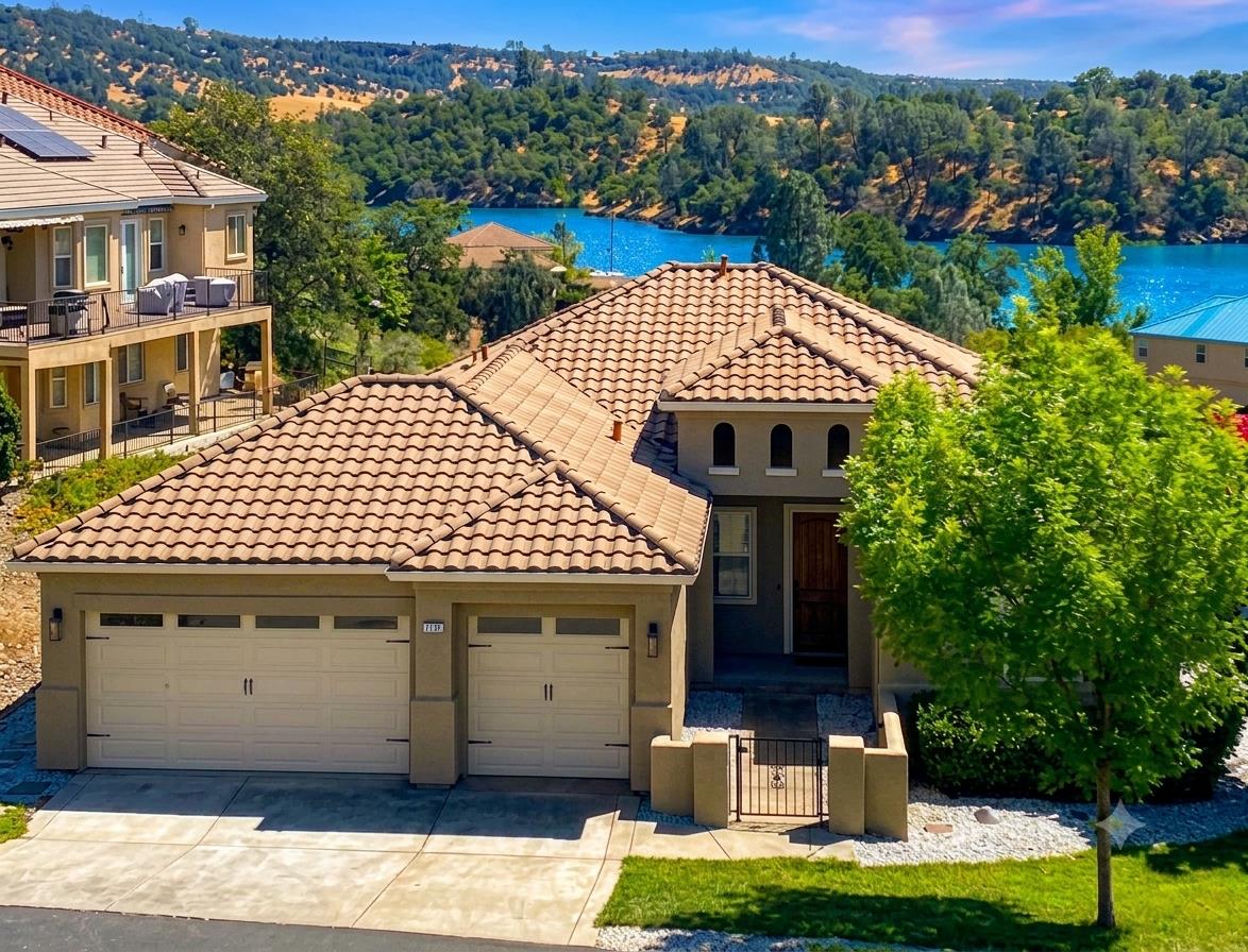 142 Athena Dr #27, Copperopolis, CA 95228