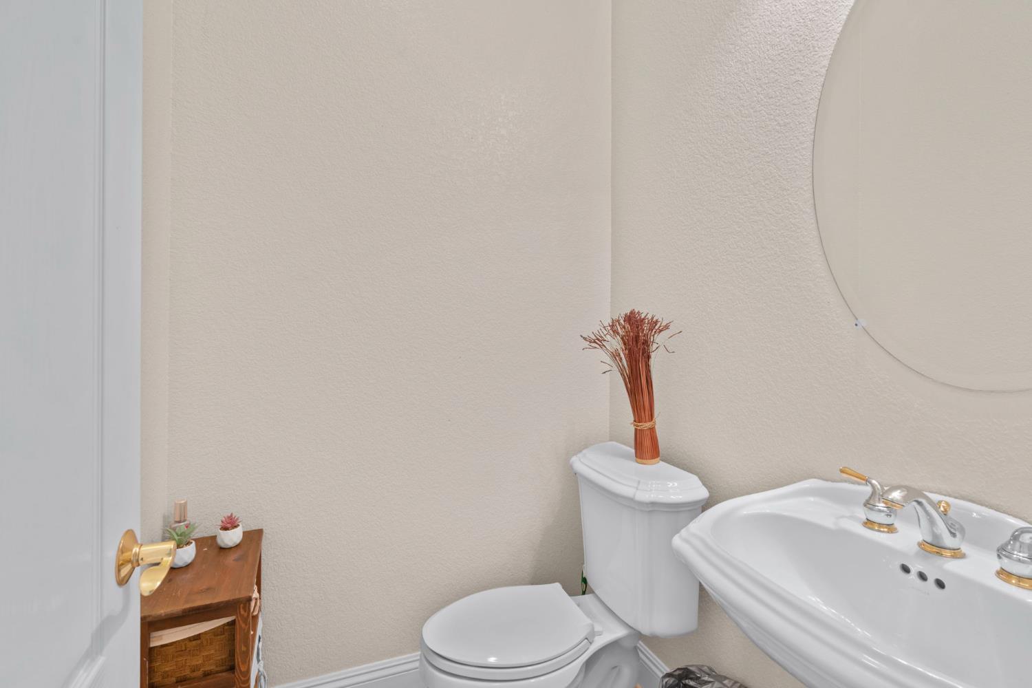 142 Athena Dr #27, Copperopolis, CA 95228