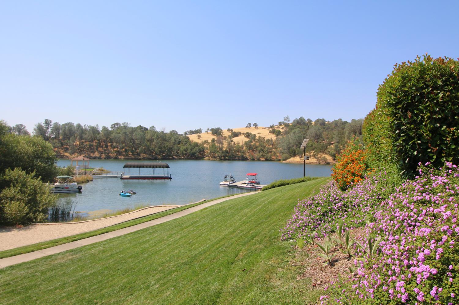 142 Athena Dr #27, Copperopolis, CA 95228