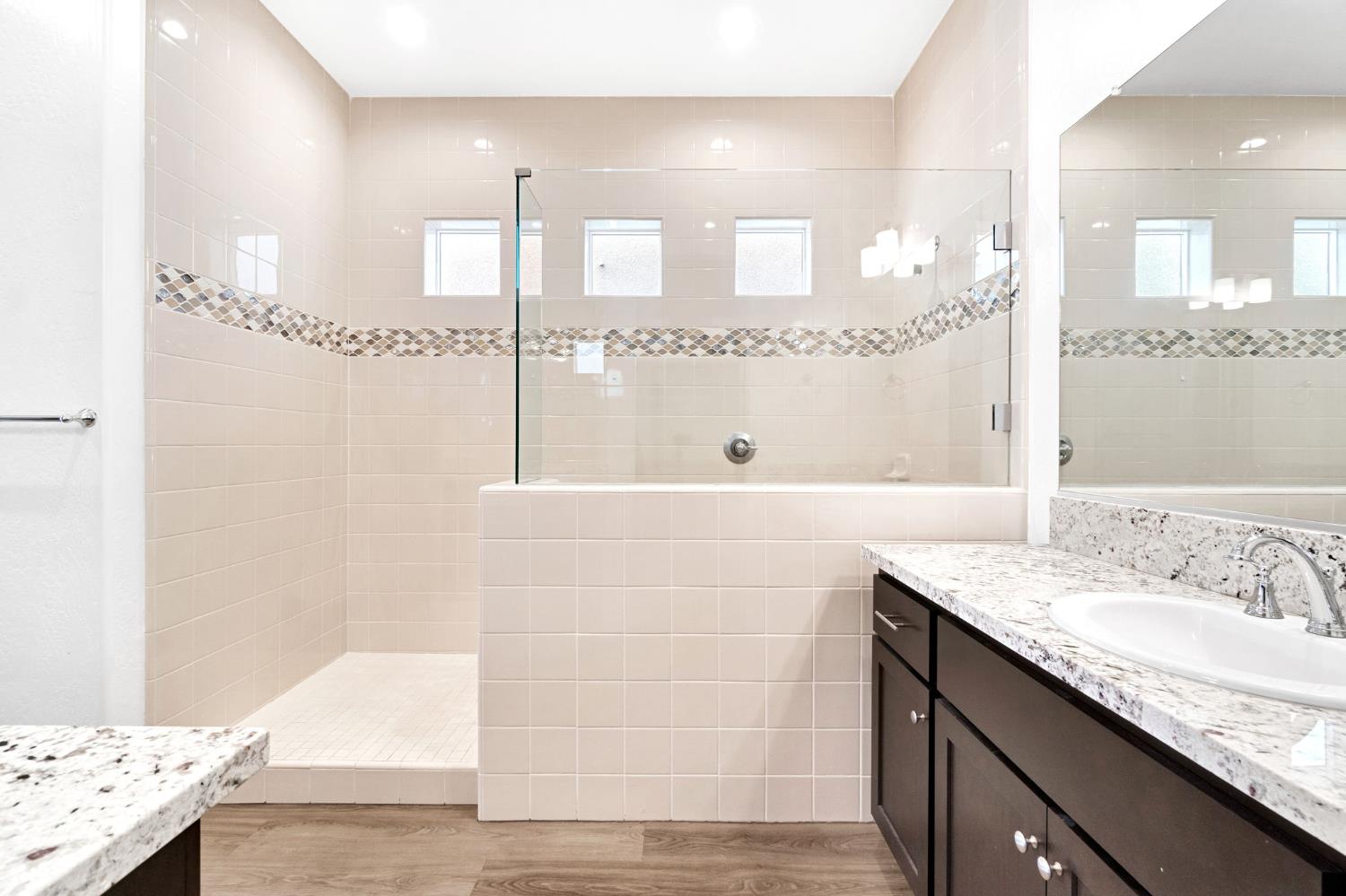 390 Traverse Dr, Madera, CA 93636