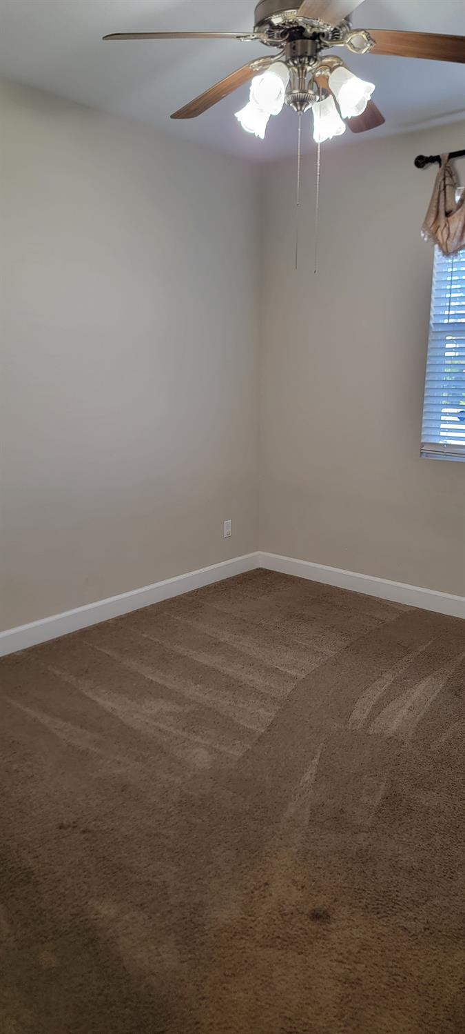1052 Lavender St, Manteca, CA 95337