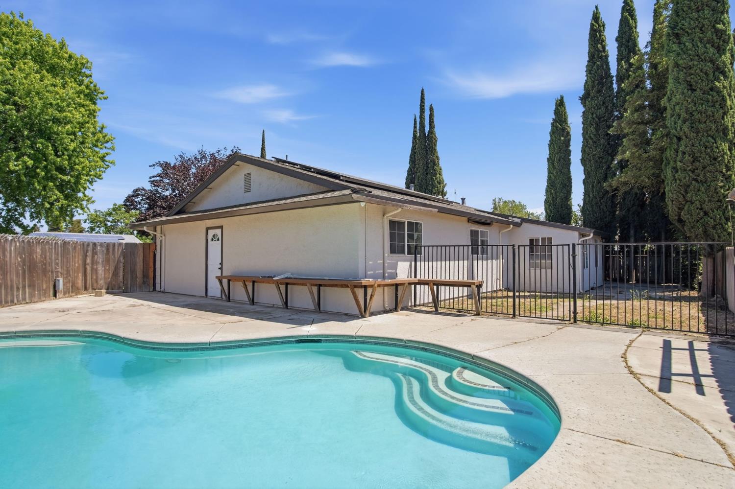 13979 Montezuma Way, Manteca, CA 95336