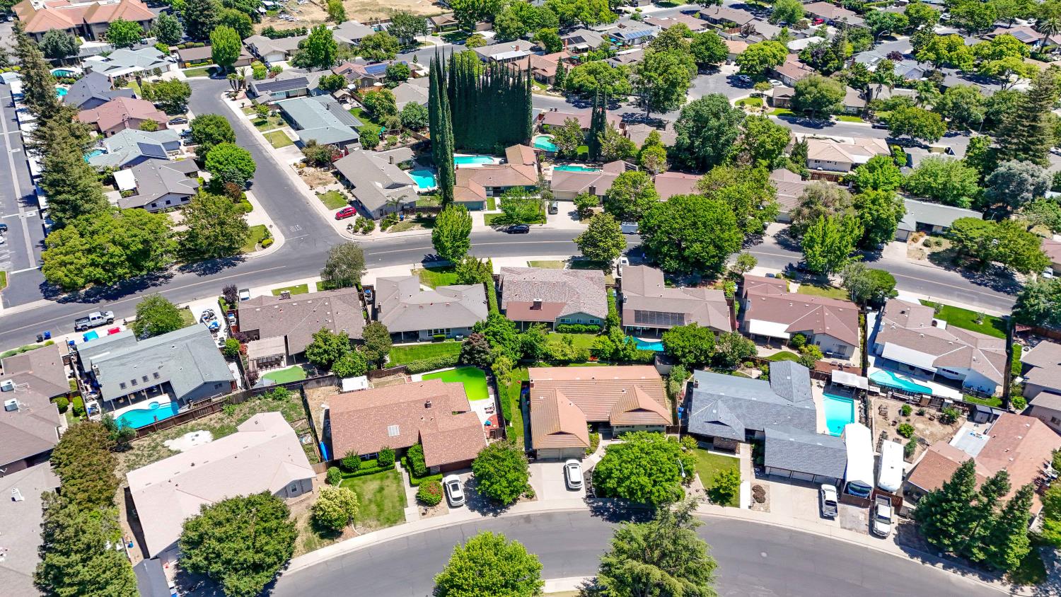3453 Claremont Ave, Modesto, CA 95350