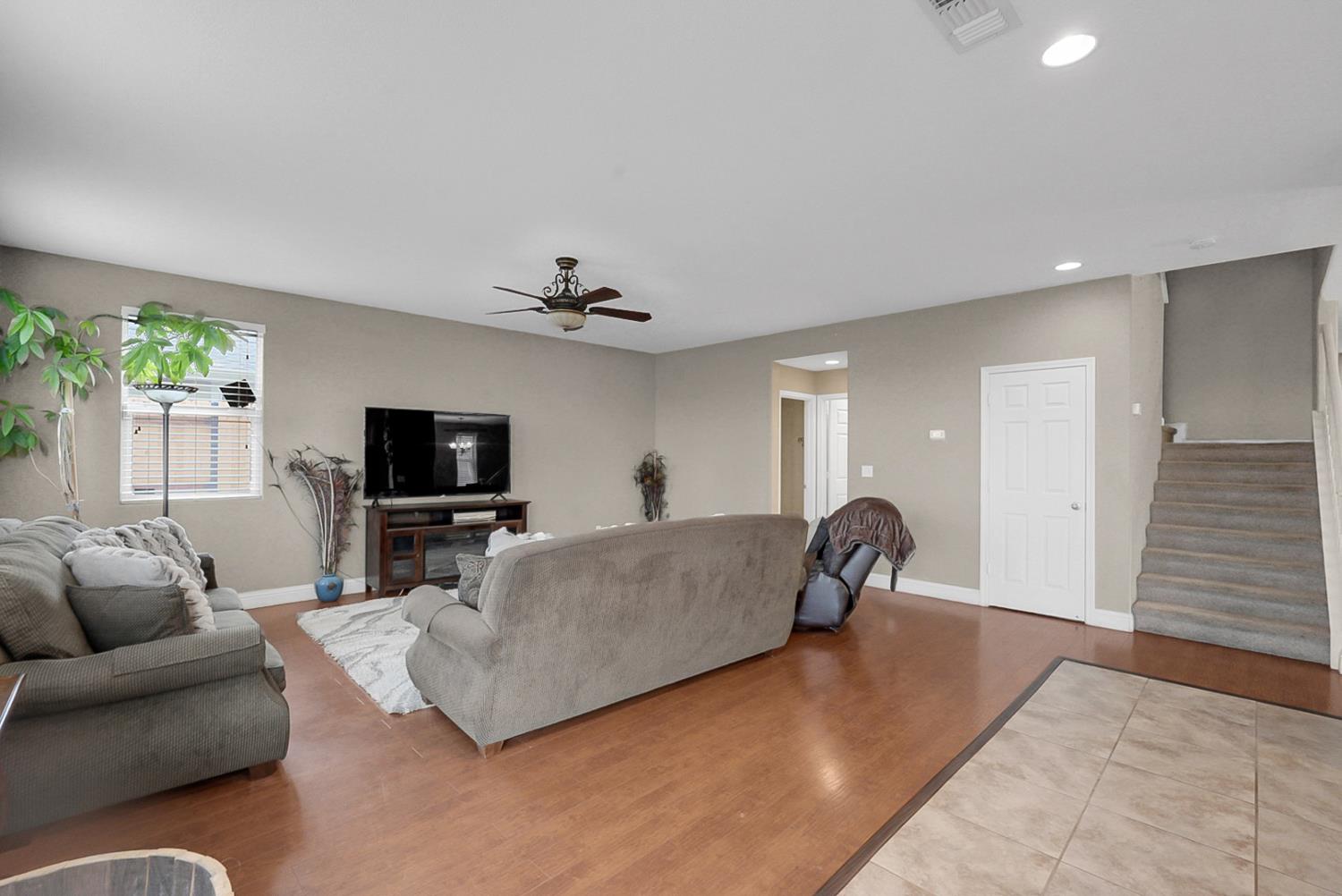 105 Pine St, Chowchilla, CA 93610