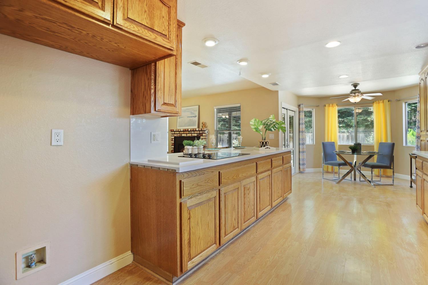1605 Stanley Dr, Ripon, CA 95366
