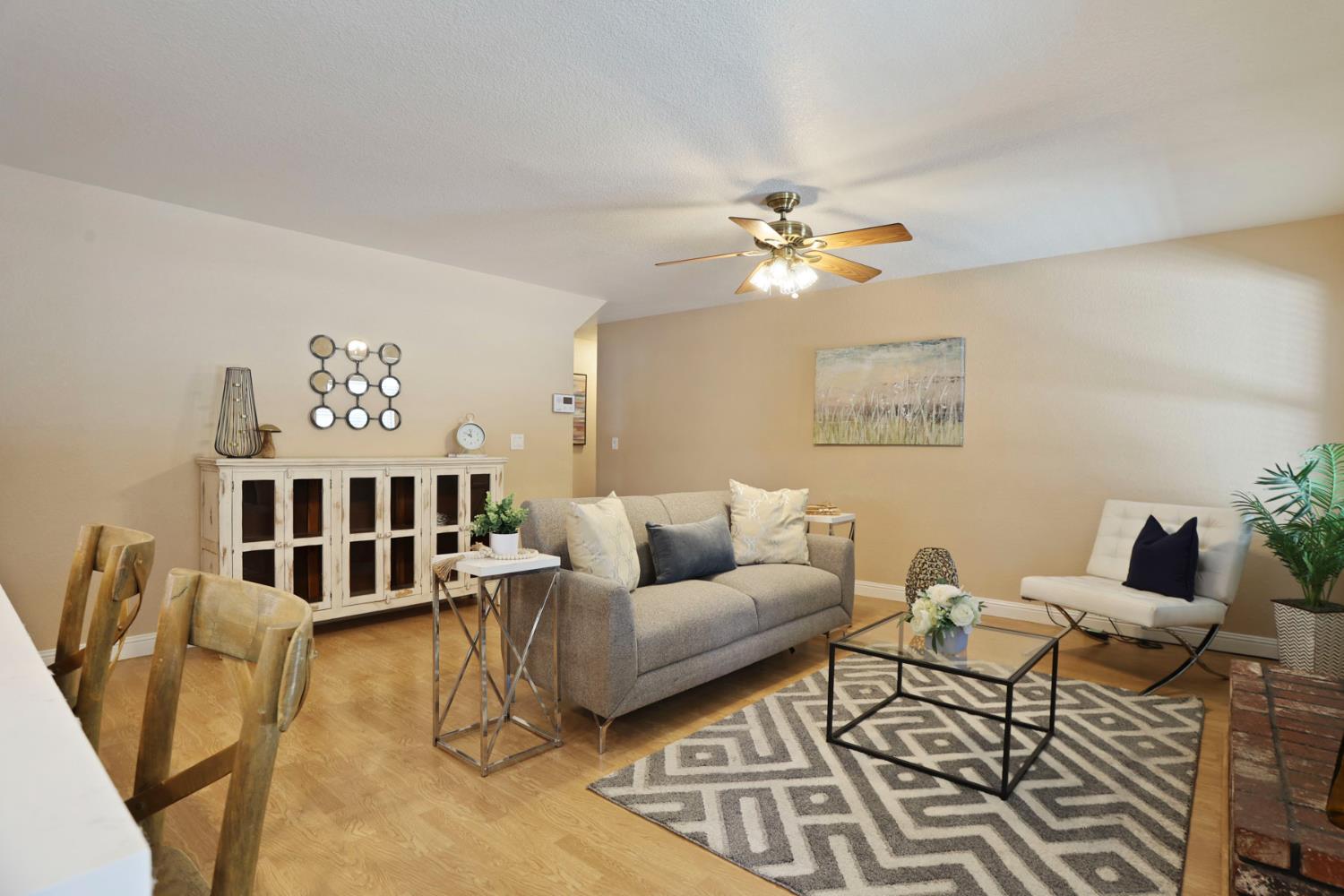1605 Stanley Dr, Ripon, CA 95366