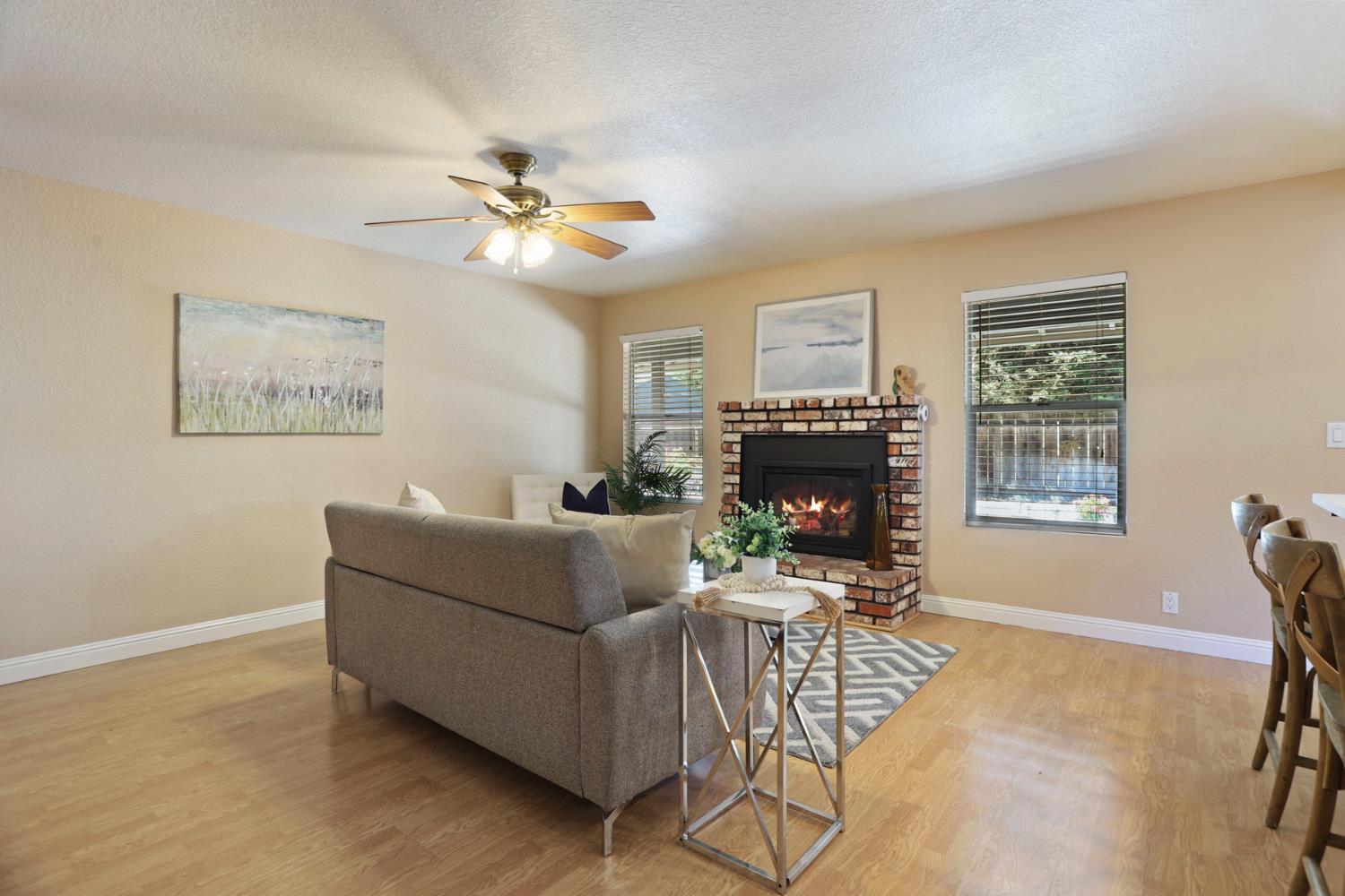1605 Stanley Dr, Ripon, CA 95366
