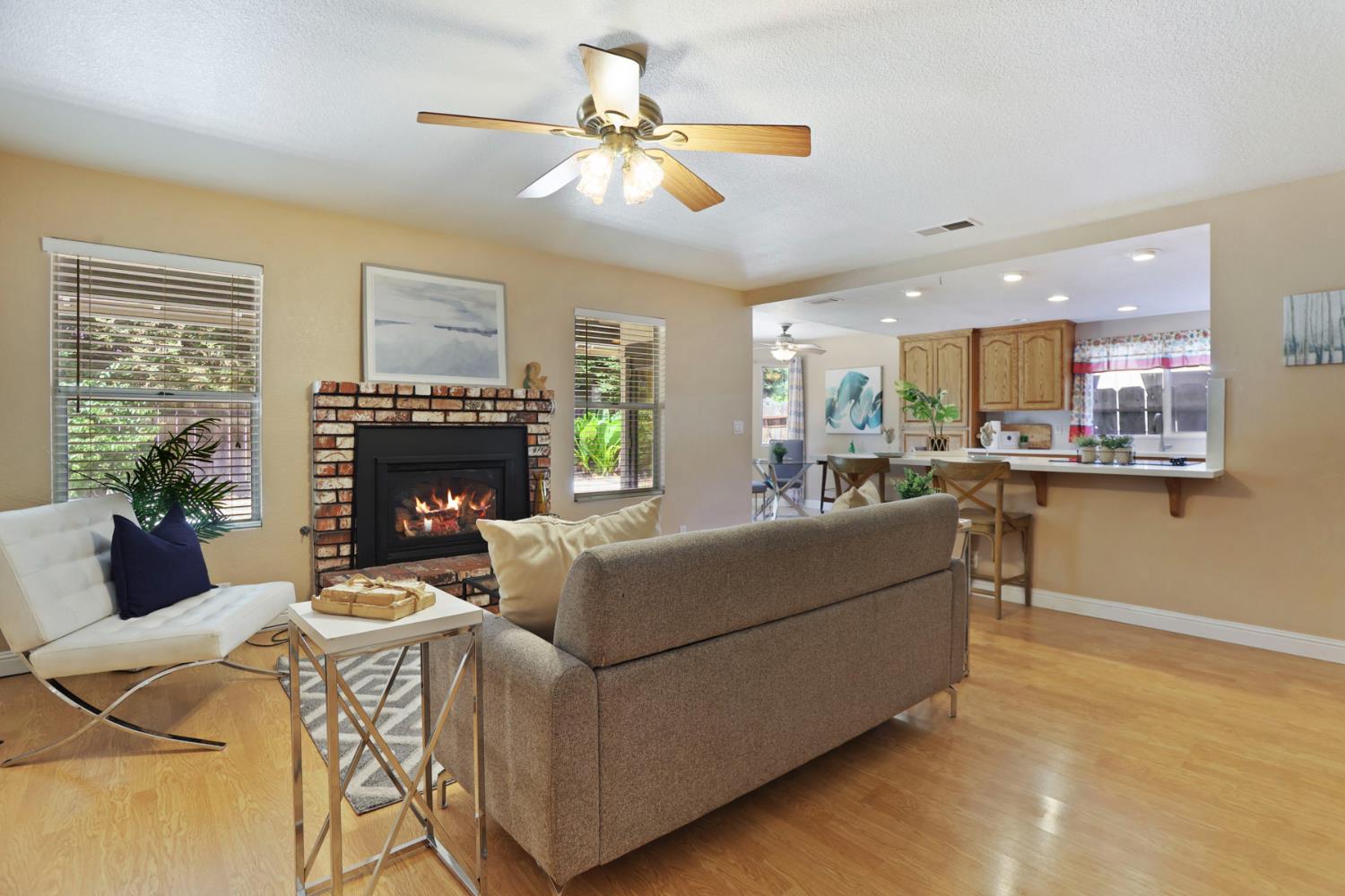 1605 Stanley Dr, Ripon, CA 95366