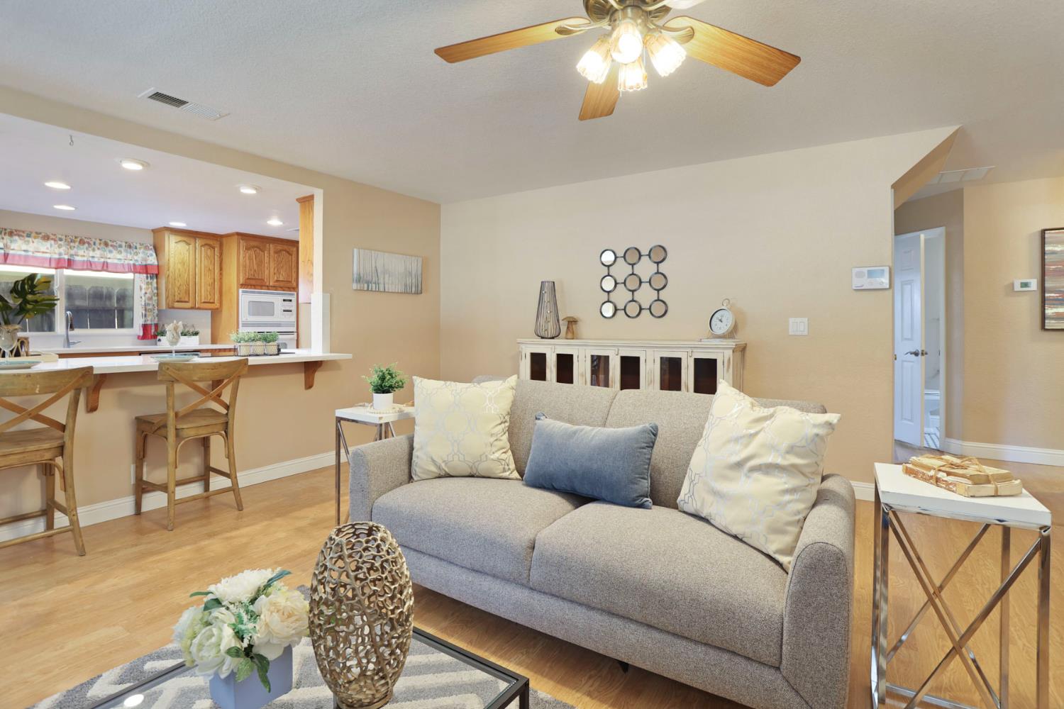 1605 Stanley Dr, Ripon, CA 95366