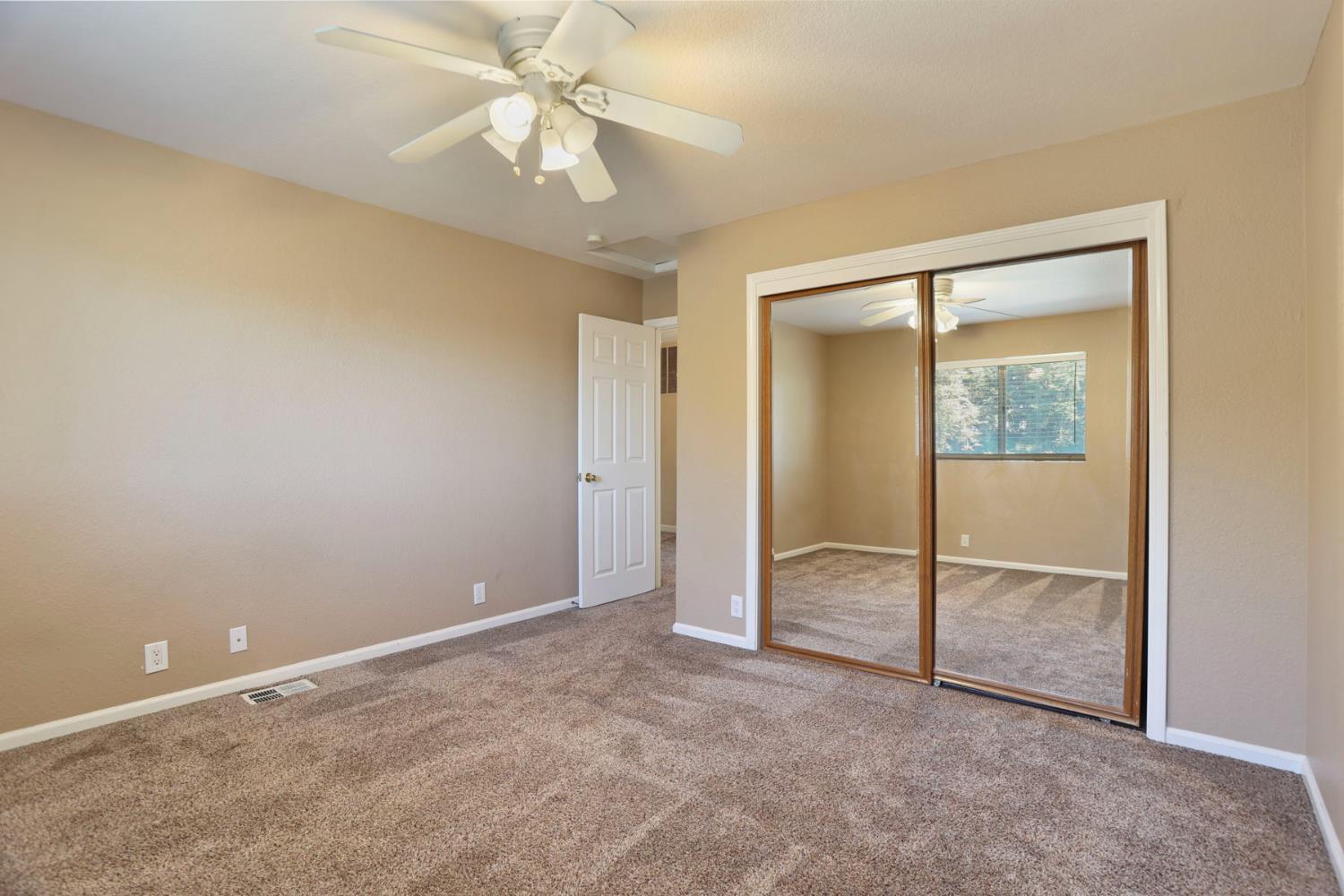 1605 Stanley Dr, Ripon, CA 95366