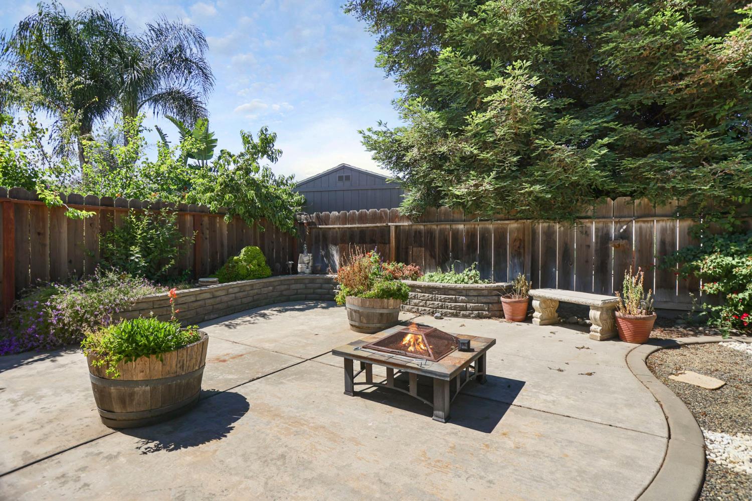 1605 Stanley Dr, Ripon, CA 95366