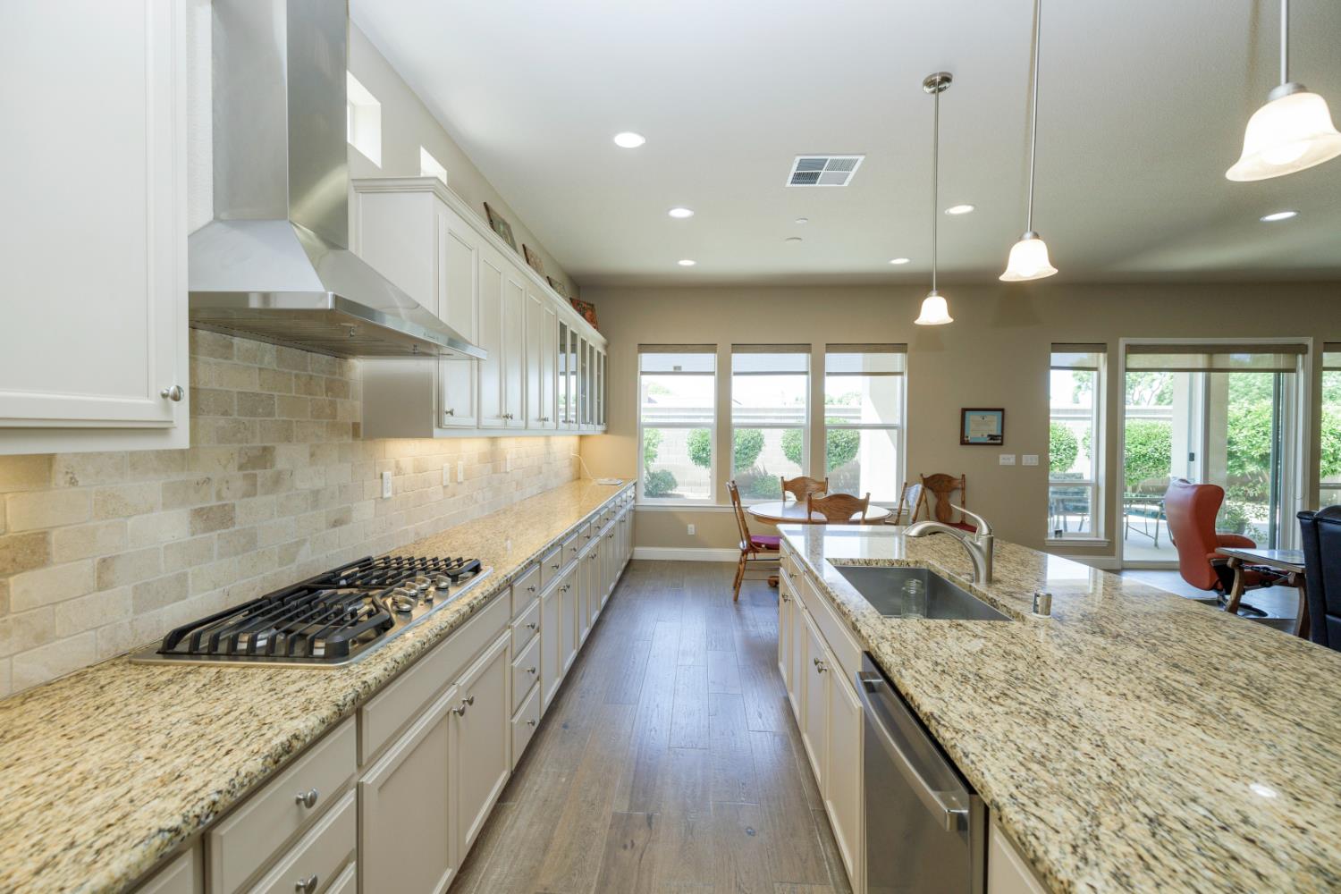 2234 Via Vita, Oakdale, CA 95361