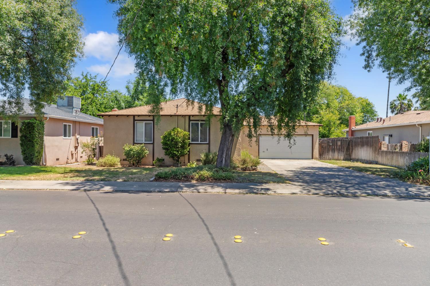 1614 Wayne Dr, Modesto, CA 95350