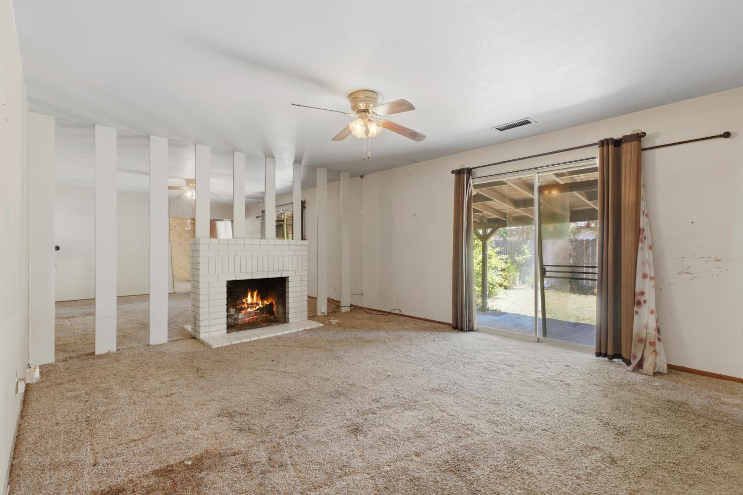 1614 Wayne Dr, Modesto, CA 95350
