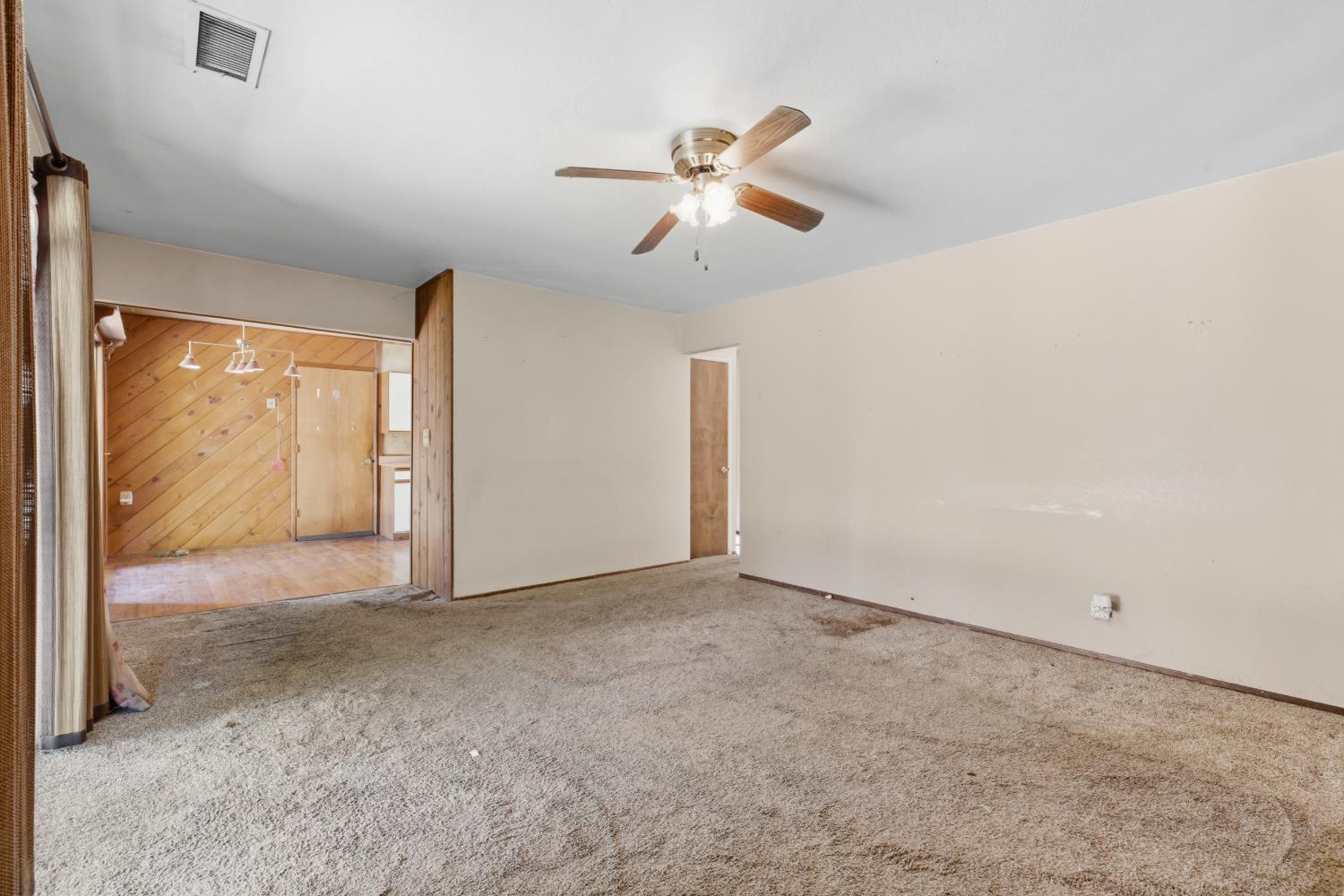 1614 Wayne Dr, Modesto, CA 95350