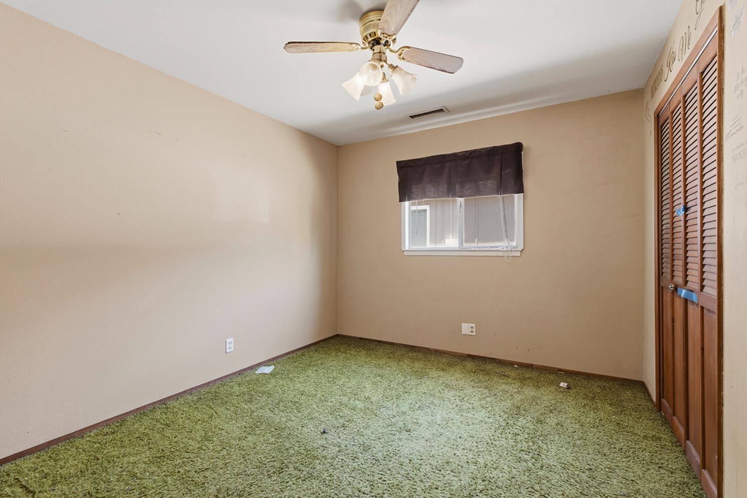 1614 Wayne Dr, Modesto, CA 95350