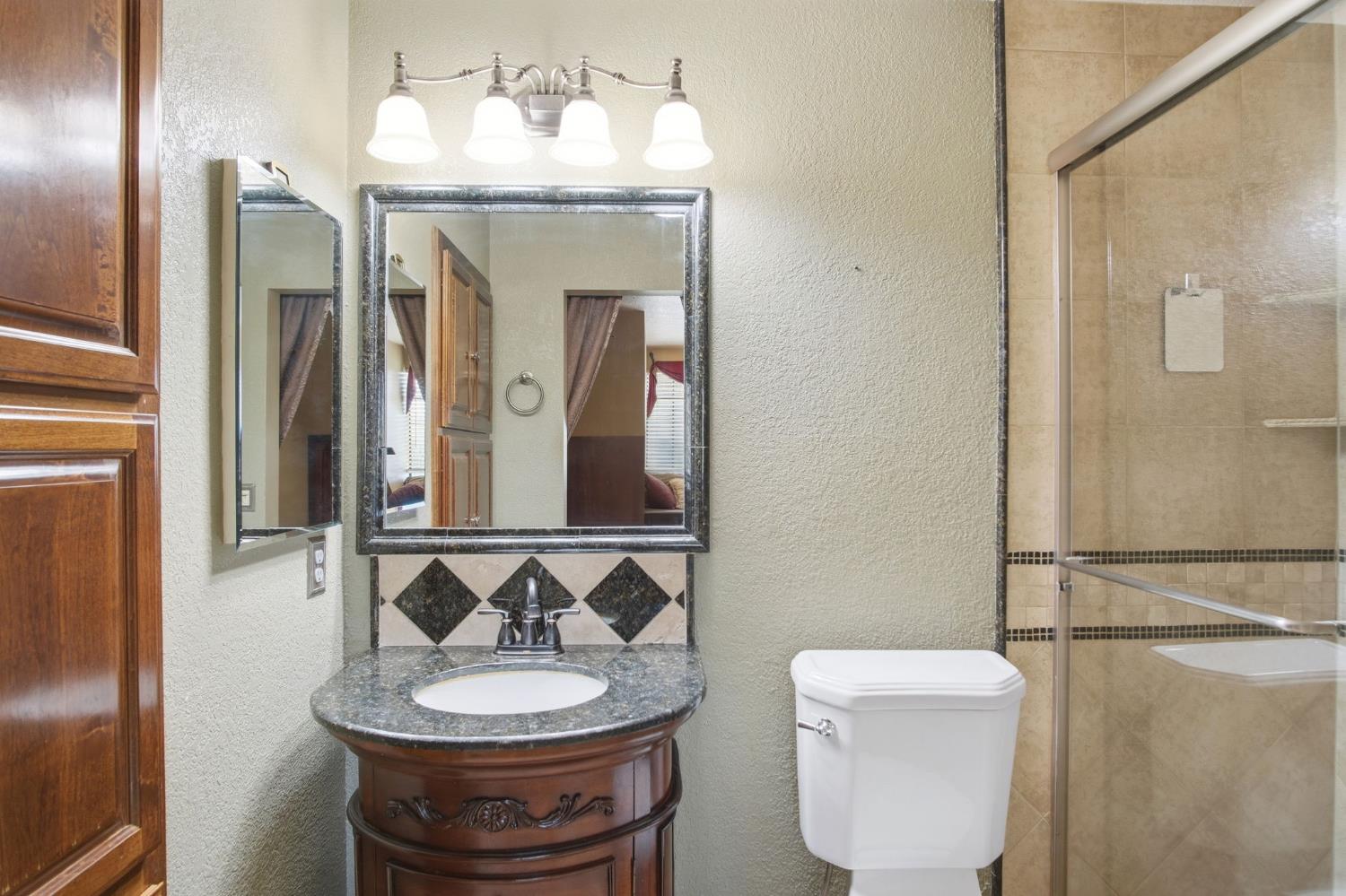 2533 Merle Ave, Modesto, CA 95355