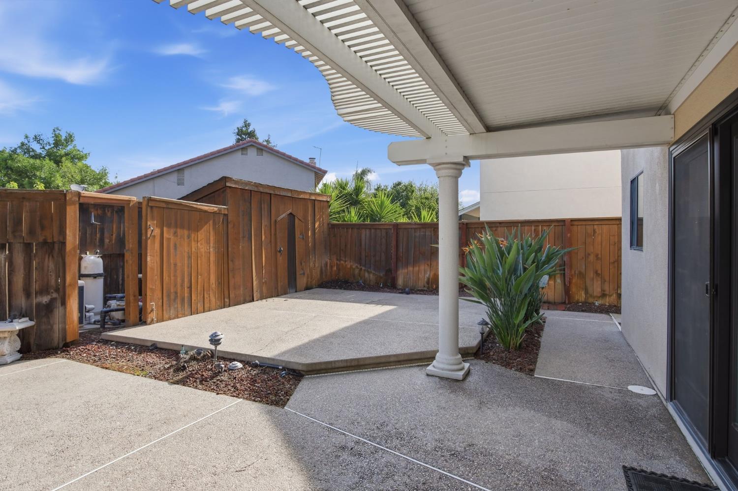 2533 Merle Ave, Modesto, CA 95355